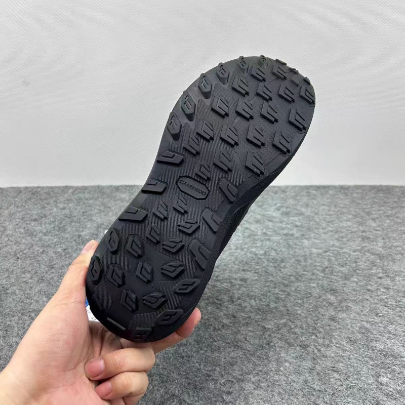 2026 New Arrival Hiking Shoes  - Men Shoes Vs Women 评论和价格